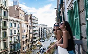 Sant Jordi Hostels Rock Barcelona